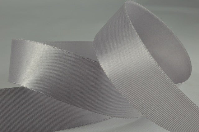 54033 - 15mm , 25mm and 38mm Single Faced Satin Ribbon x 20 Metre Rolls!15mm / 84 Silver