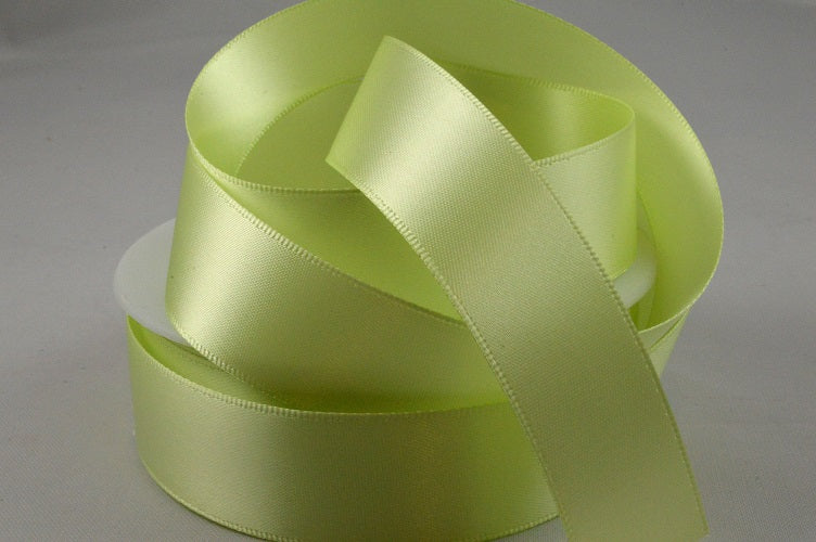 93977 - 3mm, 7, 10, 15, 25, 38 & 50mm Double Faced Satin Ribbon3mm / 62 Apple Green / 50 Metres