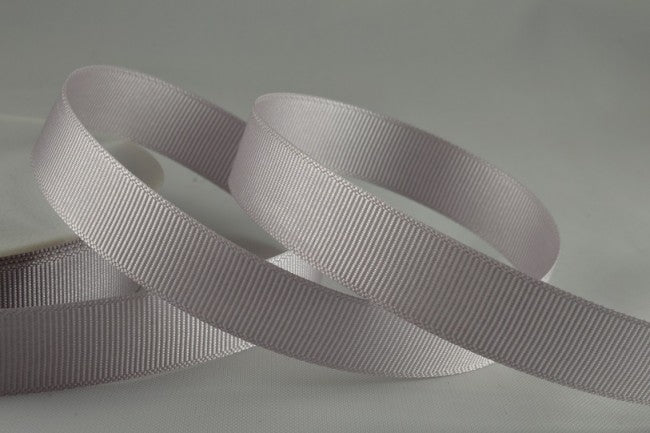 53754 - 6mm, 10mm, 16mm, 22mm & 38mm Plain Grosgrain Ribbon6mm / 80 Silver