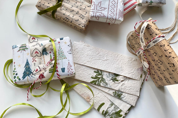 20 Wrapping Paper Ideas & Gift Packaging Tips for True Givers