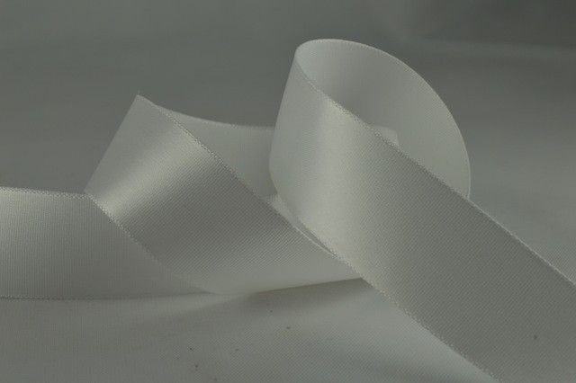 15mm, 25mm & 38mm Eggshell Single Faced Satin Ribbon x 100 Metre Rolls!38mm