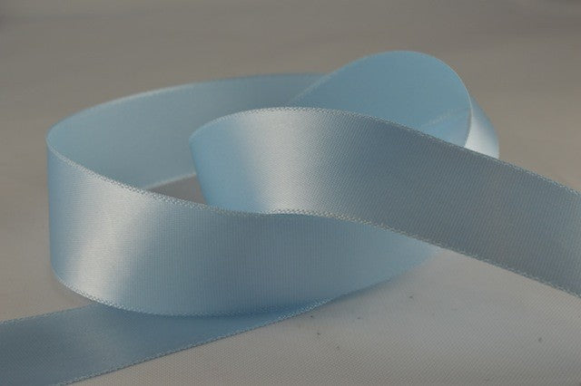 54033 - 15mm , 25mm and 38mm Single Faced Satin Ribbon x 20 Metre Rolls!15mm / 70 Light Blue