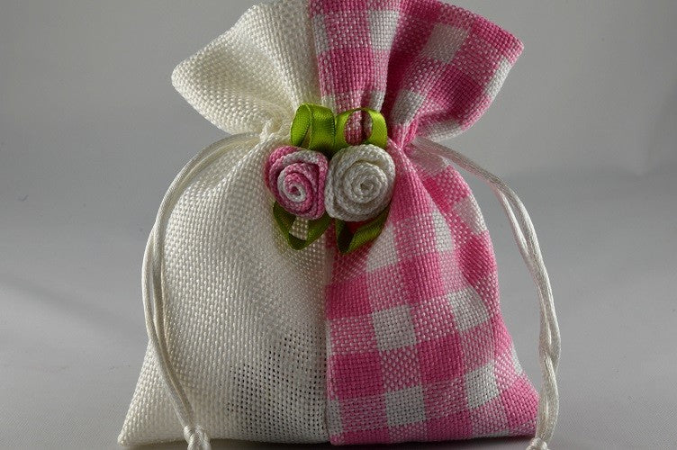 88007 - Coloured Flower Decorated Gingham Gift Bags x 5!Pink
