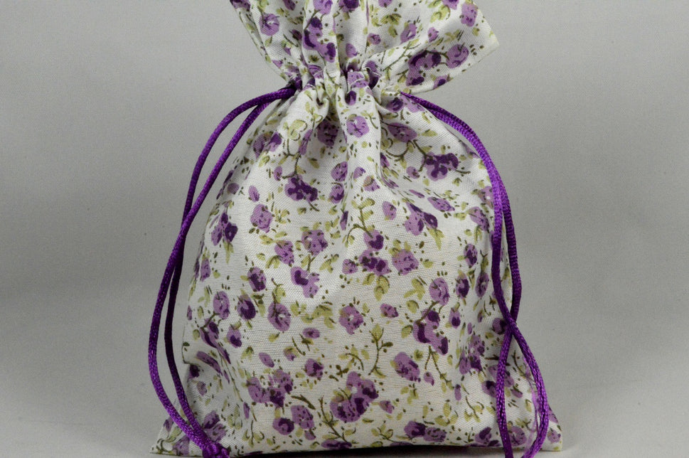 88166 - Set of 3 Floral Gift Bags with Draw Strings! (Two Sizes)10.5cm x 13cm / Purple
