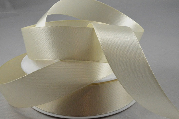 93977 - 3mm, 7, 10, 15, 25, 38 & 50mm Double Faced Satin Ribbon3mm / 51 Ivory / 50 Metres
