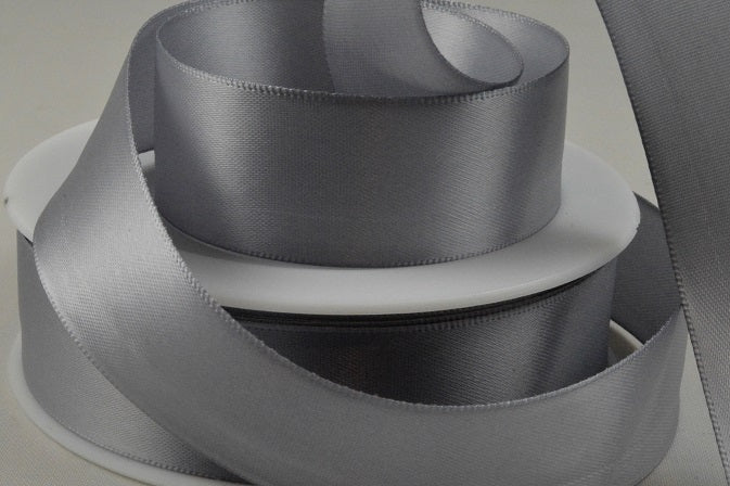 93977 - 3mm, 7, 10, 15, 25, 38 & 50mm Double Faced Satin Ribbon3mm / 85 Grey / 50 Metres