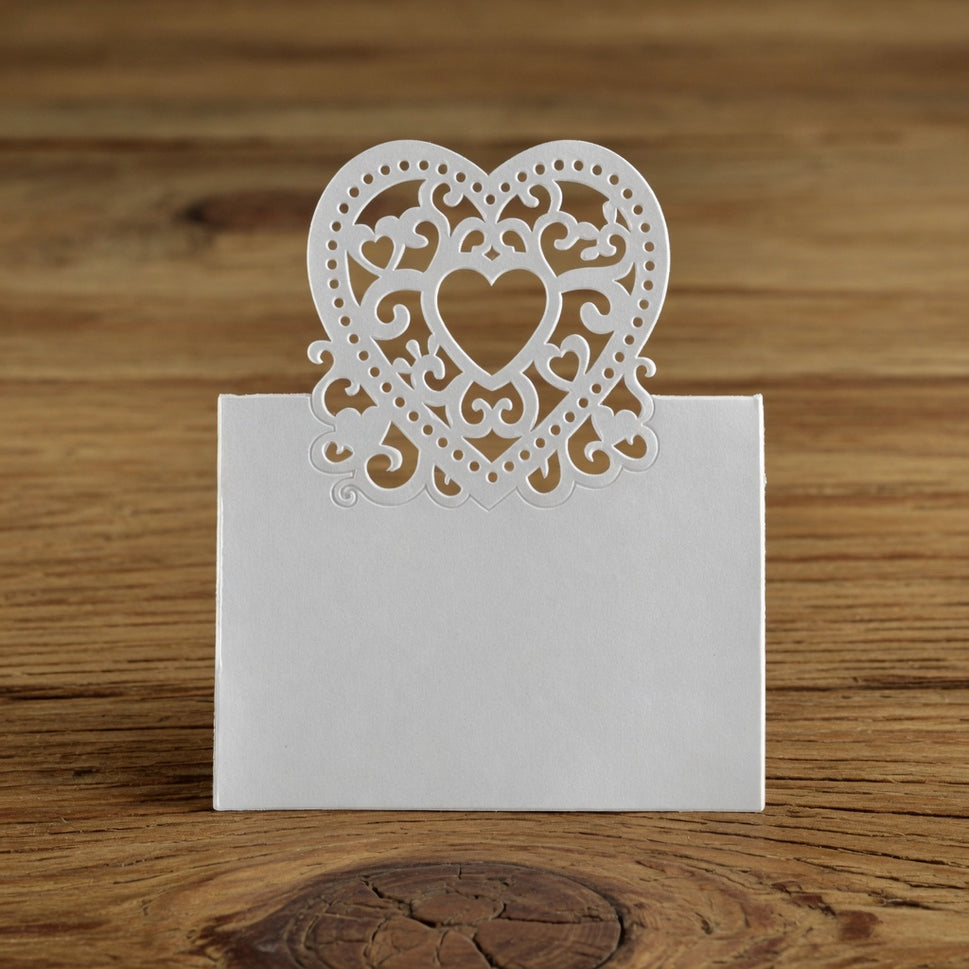 White Heart Place Cards (20 Pieces)