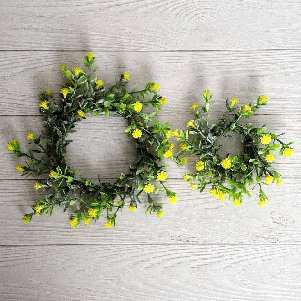 33019 - Delicate Spring Circular Floral ArrangementPrimrose Yellow / Small