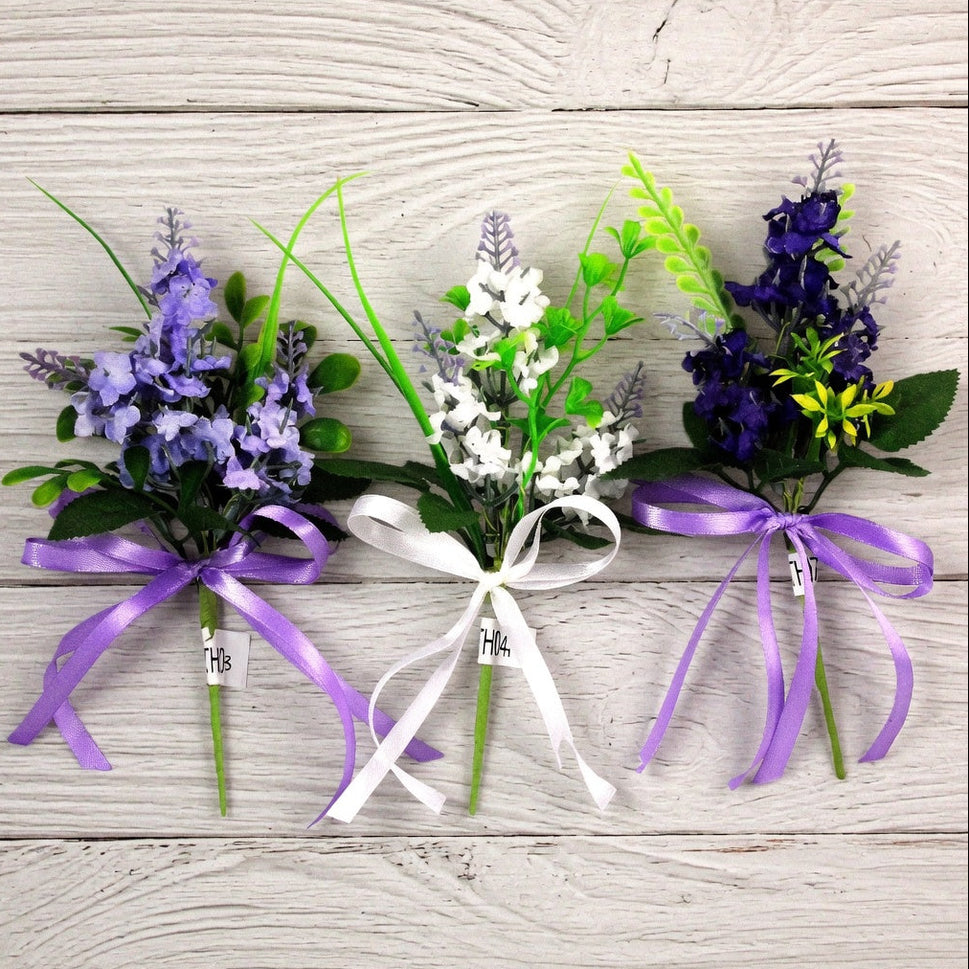Delicate Flowers & Leaves Floral Pick