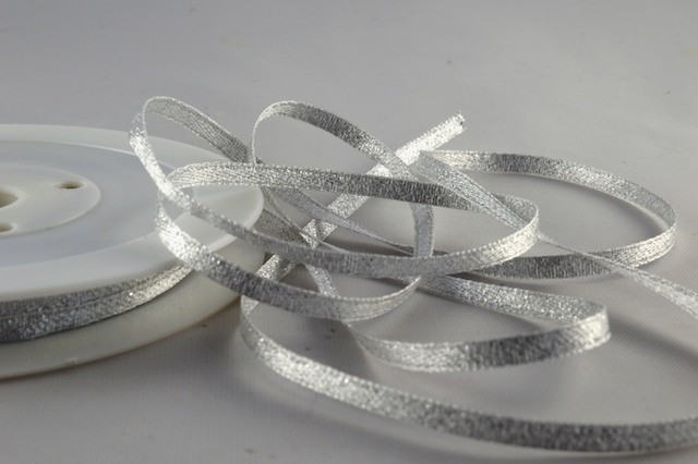 54107 - 3mm Silver Woven Glitter Ribbon x 20 Metre Rolls!