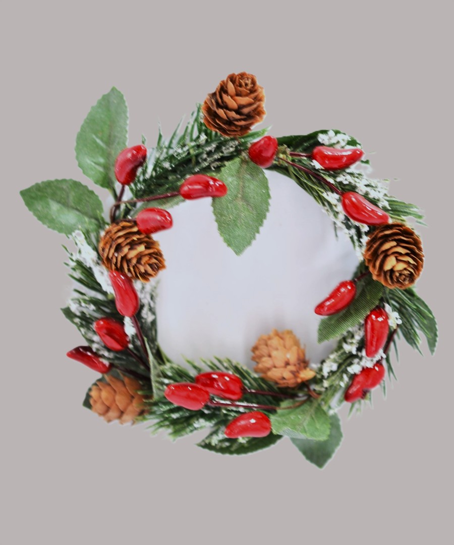 22027 - Snowy Holly Leaf & Pine Cone Wreath. Measures 13cm in diameter.