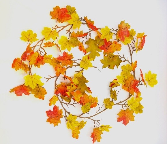 22050 - Stunning Autumn Leaf Garlands  Length Apx 1.8m