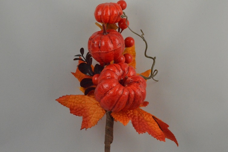 22083 - Flaming orange Autumnal leaves, branches and fruits floral decorative pick. Size : Height 25cm  x  Width  16cm  (Approx)