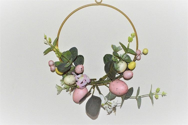 33010 - Easter hanging decoration.  Loop Size  19.5cms  (approx)
