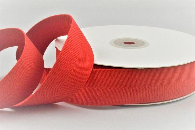 Y914 - 15mm  - Soft herringbone woven edge cotton ribbon  x 25mts - 15mm Red