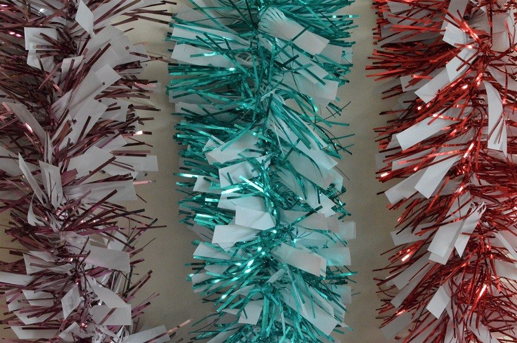 88134 - Coloured Tinsel with Hanging White Deco x 2 Metre Lengths!