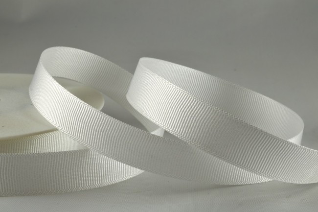 Y873 - 16mm White Grosgrain Ribbon (20 Metres)