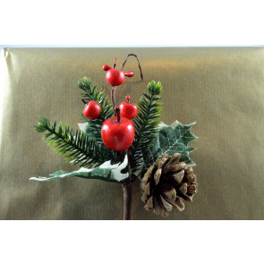 22031 - Berry & Pine Cones Christmas Pick. Measures - 15cm Height x 10cm Width.