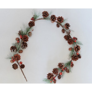 22080 - Beautiful Christmas Wintery garland with a display of pine cones, frosted pine needles and bright red berries . Length Apx 110cms