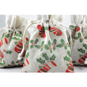 88176 - 13cm x 18cm Holly Leaf & Christmas Stocking Printed Gift Bags (3 Bags)